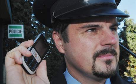 Policistm na Blanensku mohou lidé volat do terénu na mobilní telefon