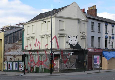 Banksyho dílo na liverpoolském hostinci The Whitehouse