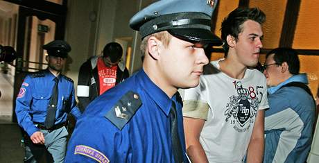 Petr Kvapil a Pavel Luný byli odsouzeni za krádee aut.