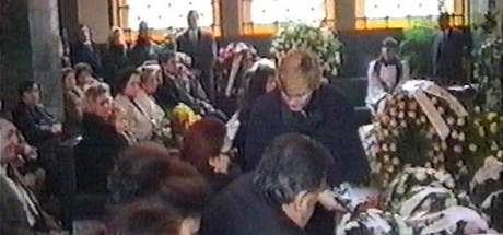 Státní zástupkyn Elena Votavová na pohbu syna bosse podsvtí Marcela Bly.