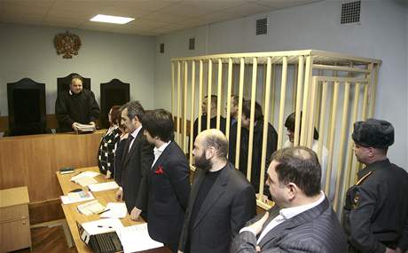 Soud s údajnými vrahy ruské novináky Anny Politkovské (17. listopadu 2008)
