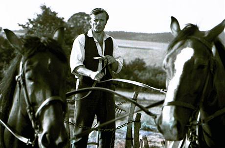 Svatopluk Havelka napsal hudbu i ke slavnému filmu Vojtcha Jasného Vichni dobí rodáci (1968)