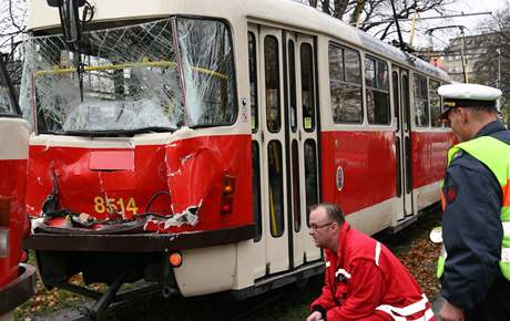 koda na havarovaných tramvajích je kolem pl milionu