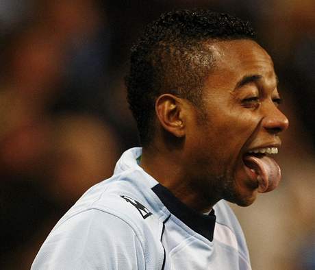 Robinho z Manchesteru City po vstelené brance.