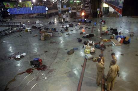 Na bombajském vlakové nádraí zabíjely náloe i pi útocích, které se odehrály minulý týden.