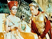 Z filmu Kleopatra (1963)
