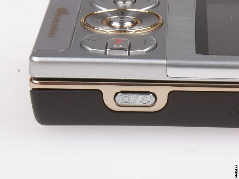 Sony Ericsson W705