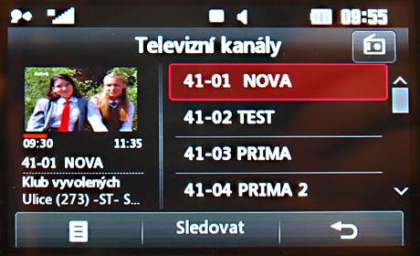 Nkteré mobily mají integrovaný TV tuner, jiné musí televizní vysílání streamovat