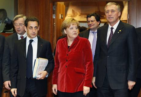 Sarkozy se u díve nechal slyet, e regulaci by nemla v Unii ujít ádná finanní instituce. Ilustraní foto