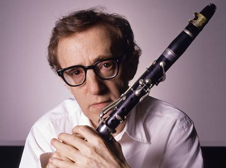 Woody Allen: S bídou dokáu íst noty z listu