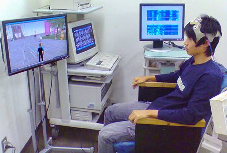 Japonský student ovládá postavy ze "Second Life" myslí. Nyní vdci umí mylenky i zobrazit.