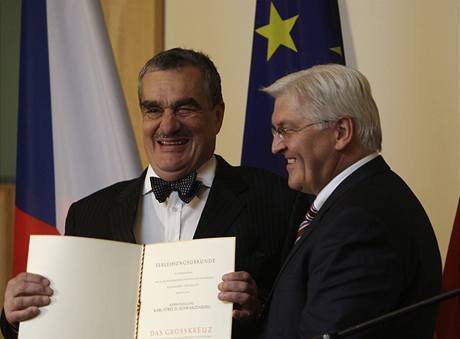 Ministr Schwarzenberg dostal 15. prosince od Franka-Waltera Steinmeiera nmeck Velk k