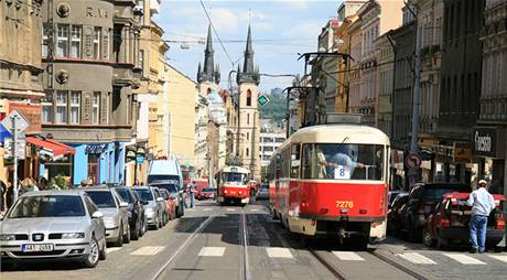 Jízdní ády od nedle zmní dvaadvacet denních tramvajových linek z ptadvaceti.