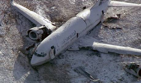 Boeing sjel z dráhy z neznámých píin.