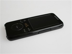 Sony S736F