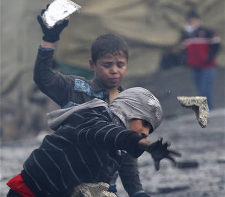 Palestint chlapci na Zpadnm behu Jordnu