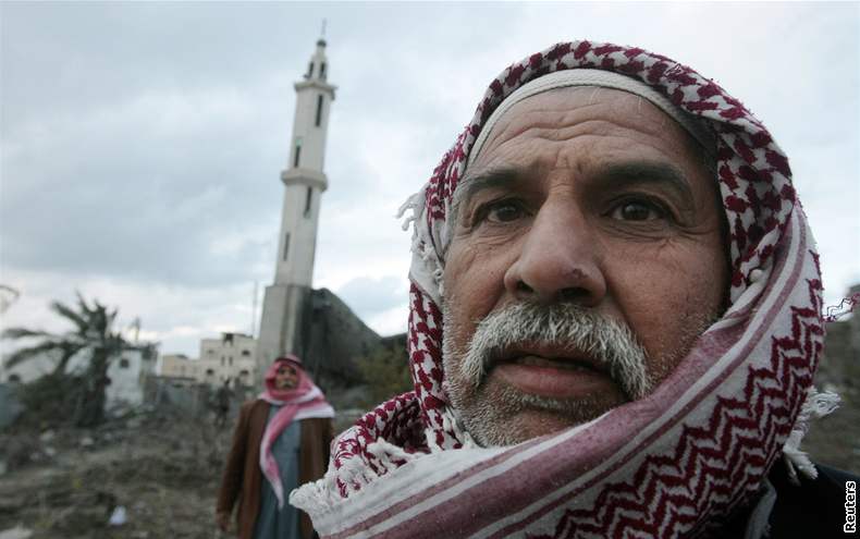 Meita zniená po izraelském útoku v pásmu Gazy (31. 12. 2008)