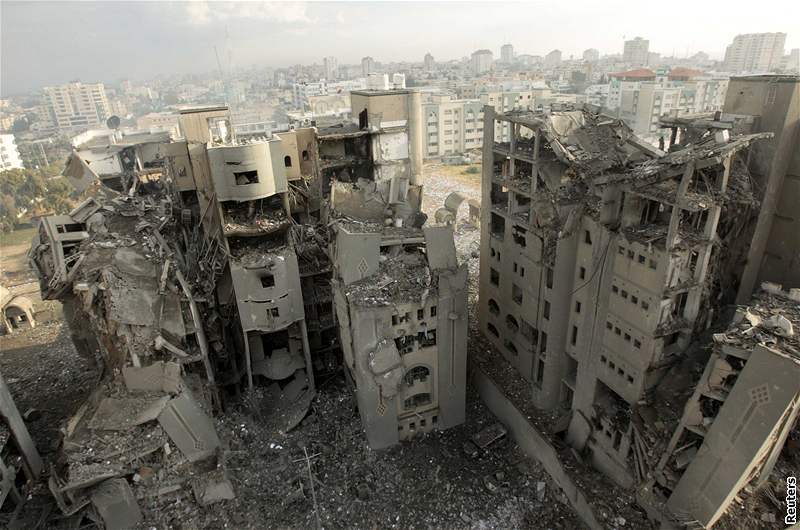 Následky noních nálet izraelských stíhaek v pásmu Gaza (30. prosinec 2008)