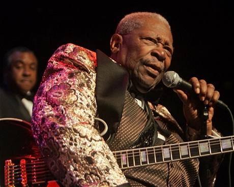 B. B. King (4. ledna 2009 na koncert v klubu House Of Blues v San Diegu)