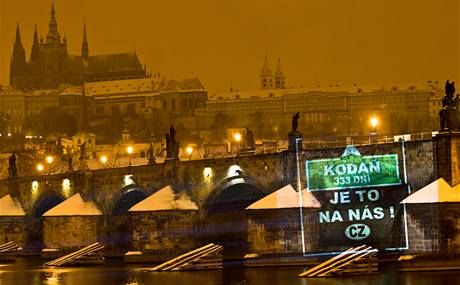 Greenpeace pirtskm promtnm chtla reagovat na nkter vroky euroskeptickch a klimaskeptickch politik. (7. ledna 2009)