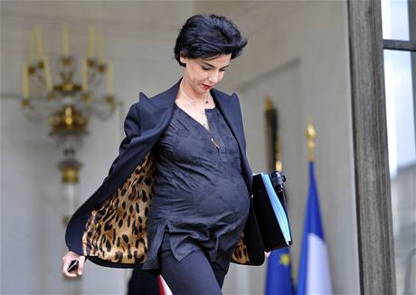 Francouzská ministryn spravedlnosti Rachid Datiová krátce ped porodem.