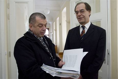 Léka Vladimír Koza (vpravo) se proti rozsudku hodlá odvolat.