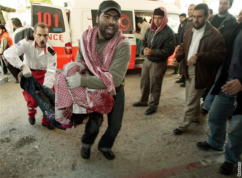 Od zaátku útok na pásmo Gazy zemelo asi 500 Palestinc. Ilustraní foto.