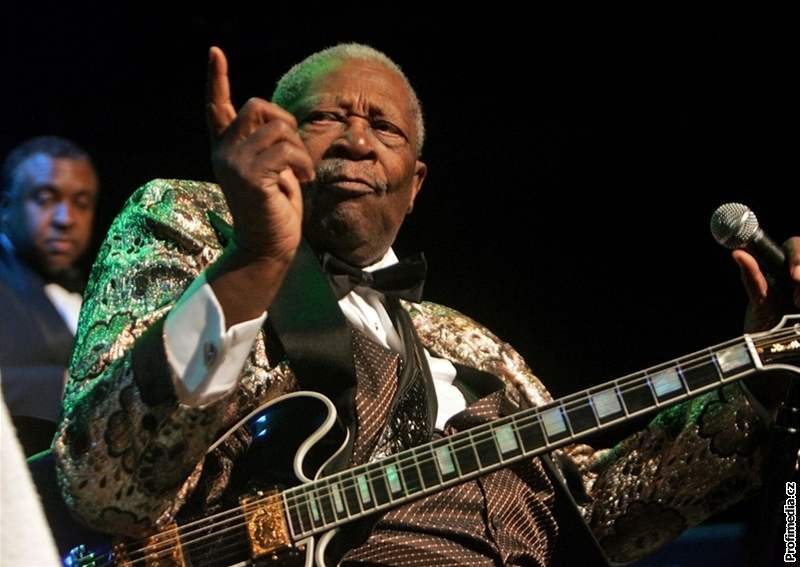 B. B. King (4. ledna 2009 na koncert v klubu House Of Blues v San Diegu)