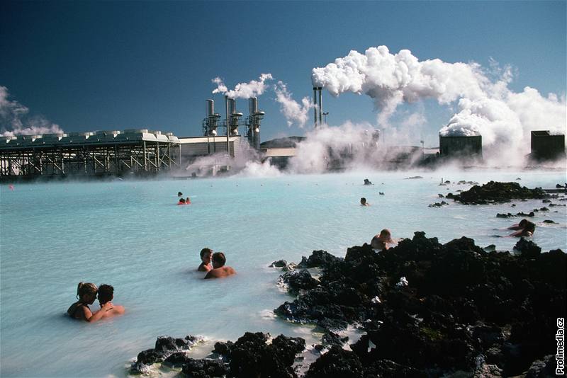 Island, termální koupele u Reykjavíku