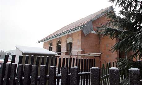 Novostavba budovy v Kolové, která by mla slouit jako modlitebna pro kazaské muslimy. (18. ledna 2009)