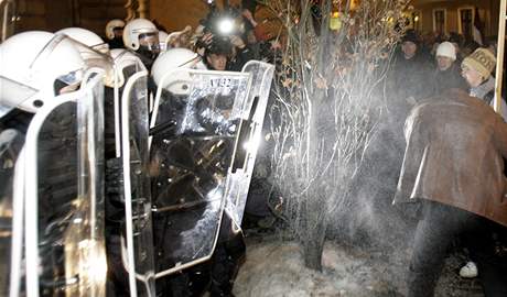 Lednové protesty v lotyské Rize.