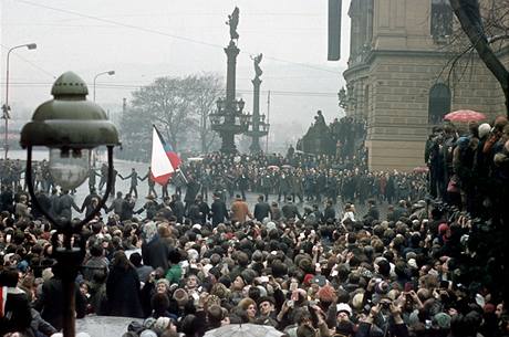 Manifestace u Rudolfina v den Palachova pohbu (25. ledna 1969)