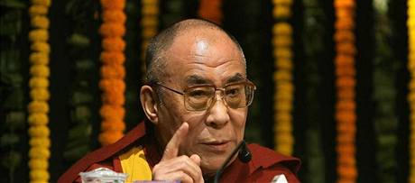 V prbhu své návtvy dalajlama vystoupí 30. listopadu v Kongresovém centru Praha s pednákou.