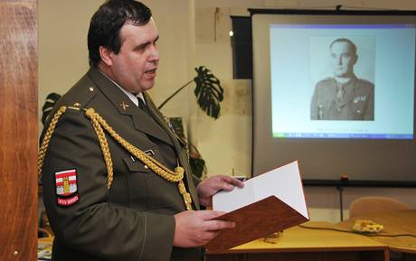 Josef Kejda byl slavnostn povýen do hodnosti plukovníka in-memoriam