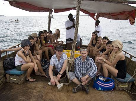 Vlet na Wasini Island - finalistky s kameramanem a zvukaem