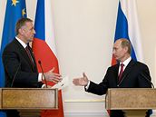 Mirek Topolnek pi setkn Vladimirem Putinem (10.1.2009)