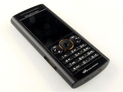 Sony Ericsson W902