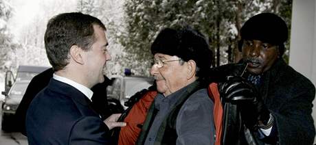 Dmitrij Medvedv a Raúl Castro (29. ledna 2009)