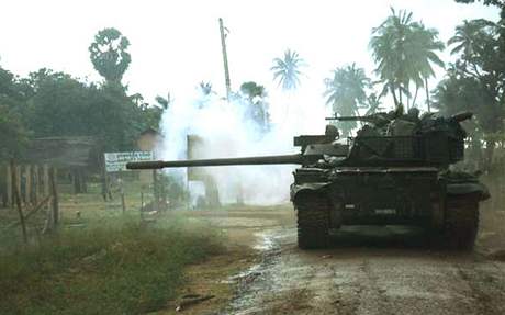 Vojensk ofenziva proti Tygrm osvobozen tamilskho lmu pobl msta Mulleittvu.