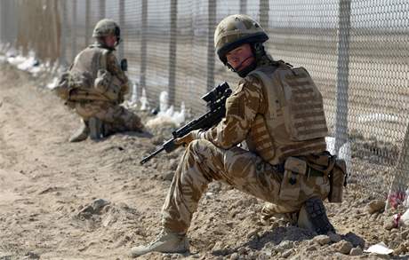 Brittí vojáci v Iráku. Za osm let jich zemelo 179. Ilustraní foto.