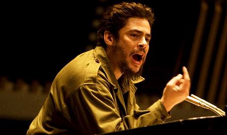 Benicio Del Toro jako Che Guevara