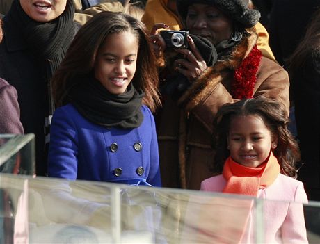 Malia a Sasha, dti Baracka Obamy, na prezidentsk inauguraci svho otce