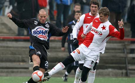 Slavia - Kladno: Janda (vpravo), Fot a Dubský (vlevo)