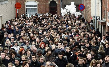 Pietn shromdn v zpadobelgickm mst Dendermonde. (25. ledna 2009)