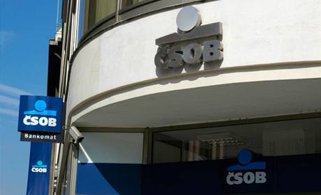 Klientka SOB viní banku ze ztráty investovaných penz na Islandu. Ilustraní foto.