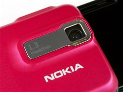 Recenze Nokia 7100 detail