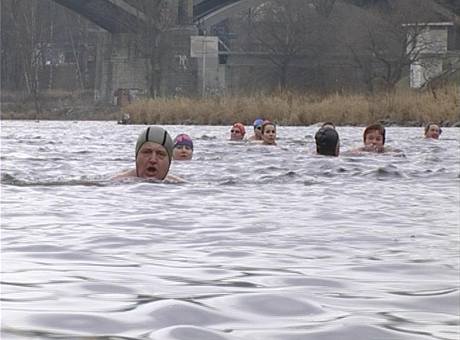 Nadání k otuileckému sportu se dá údajn poznat. Uspt mohou ti, kteí mají dobrou termoregulaci.