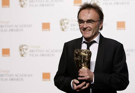 BAFTA 2009 - reisr Danny Boyle s cenou za film Milion z chatre