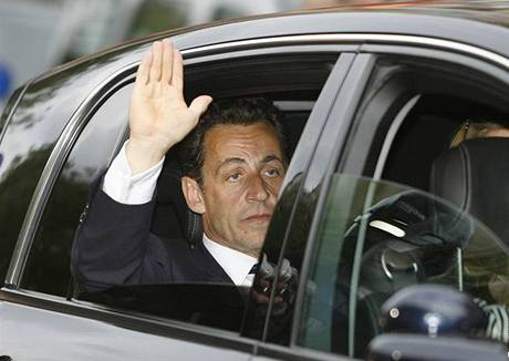Pokud se Sarkozymu nepodaí Francii tak razantn zmnit, jak dlouho sliboval, nebude se mít za pt let v dalích prezidentských volbách na vymlouvat.