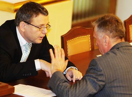 Poslanci podpoili novelu jednacího ádu Snmovny ve zkráceném ízení.